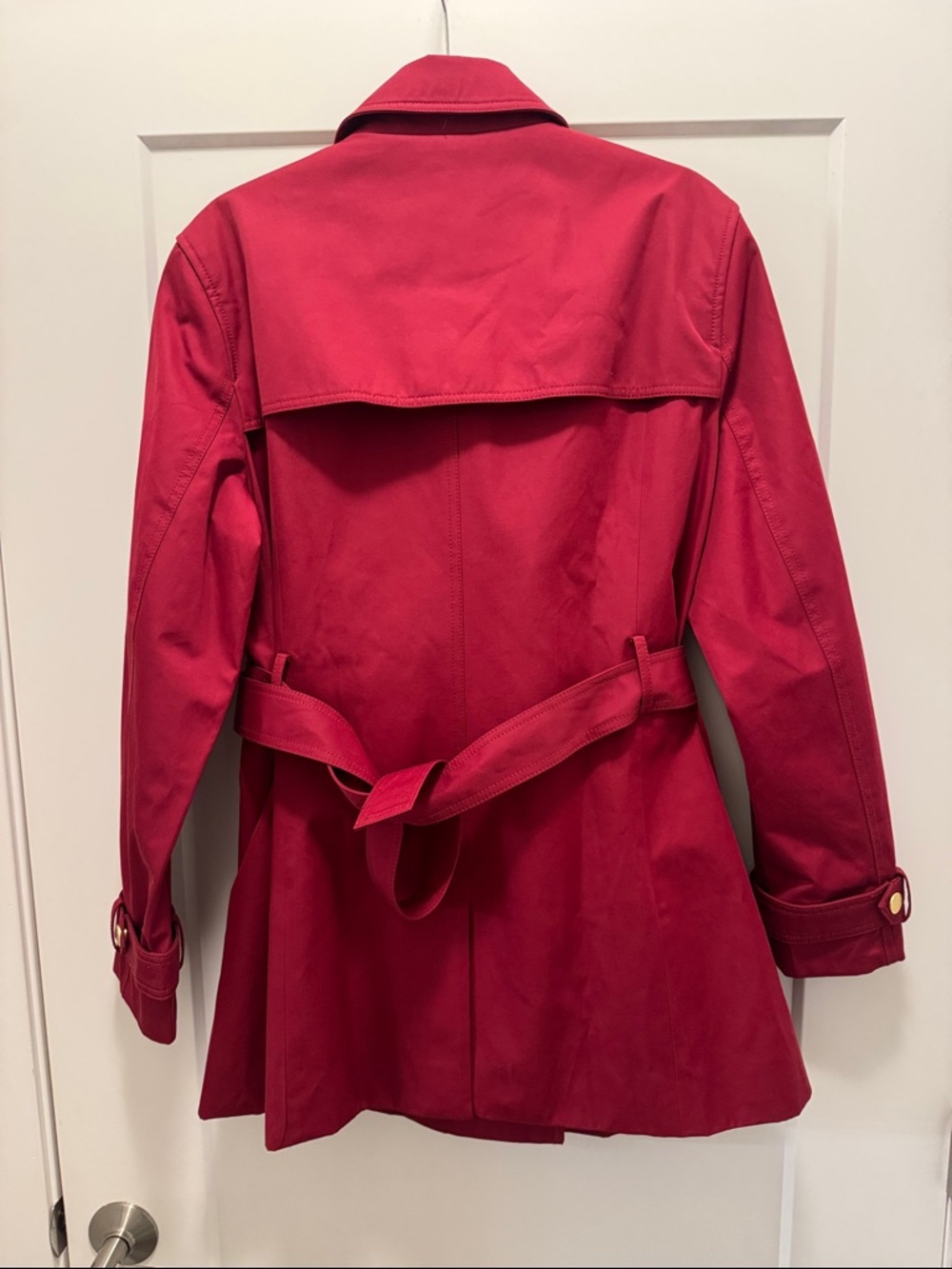 🆕 MICHAEL Michael Kors Red Belted Trench Coat with Gold Accents. XL. NWOT!🎉 - Picture 3 of 7
